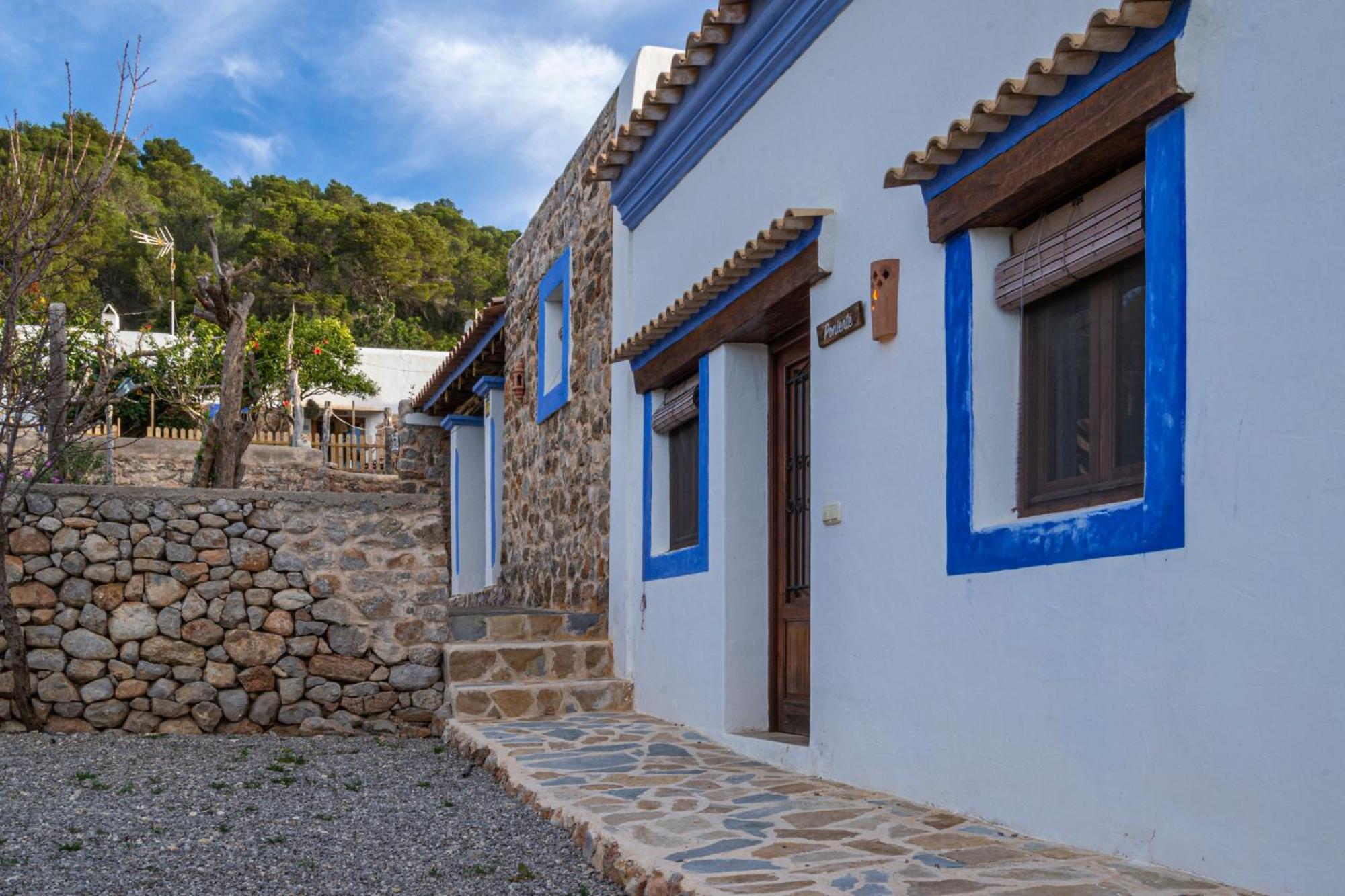 Agroturismo Rural Can Prats Apartment Sant Carles de Peralta Exterior photo